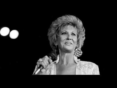 Tammy Wynette Live - 1981 - Full Concert
