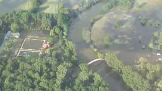 preview picture of video 'Flug Leuna beim Hochwasser 2013 (Waldbad, Rössen, Kläranlage. Stadtgebiet)  10.06.2013'