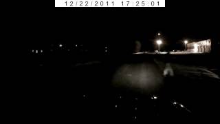 preview picture of video 'Пешеходы по лужам, а мозги по асфальту рекой 22.12.2011'