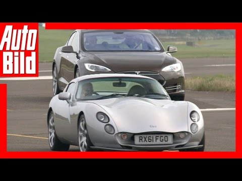 Drag Race: Tesla Model S vs. TVR Tuscan S