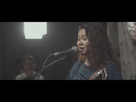 Gaby -  Romansa (Jakarta Percaya Intimate Showcase 2019)