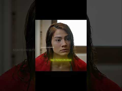 Hemen olaydan sıyrılmaya çalışması😂 #sanabirsırvereceğim#demetözdemir#ekinkoç