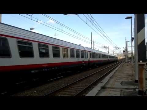 FrecciaBianca 9817 Venezia Lecce con pilota attiva!!! @Falconara M.ma