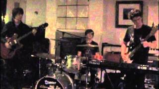 Fear the Earwig Live @ Ancient Foresters - Shine (Down on Me)