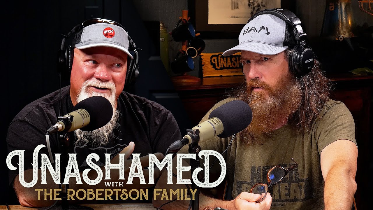 Ep 1085 | Jase Roasts ASMR-Style Videos & Godwin Gets Re-Baptized by Accident