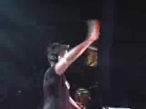 Greg Cerrone @ Lille 16-12-06 extrait "Pilling me"