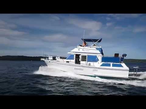 Polaris 35 Flybridge Cruiser - Walkthrough