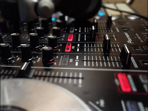 Classic 90s House (V Radio 1 July 2022)