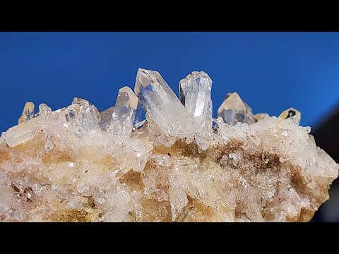 Alien Taste #4 : Blue Planet Corporation - Crystal [2023]