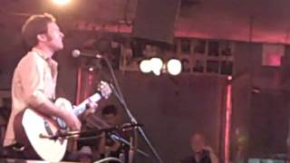 Eric Ginsberg performs Maybe Means No (live at the Bluebird Cafe in Nashville)