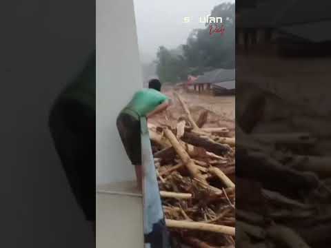 อินโดฯ น้ำท่วมหนักดับพุ่ง 500 ราย สูญหายหลายร้อย | 01/12/2025 #รอบโลกdaily