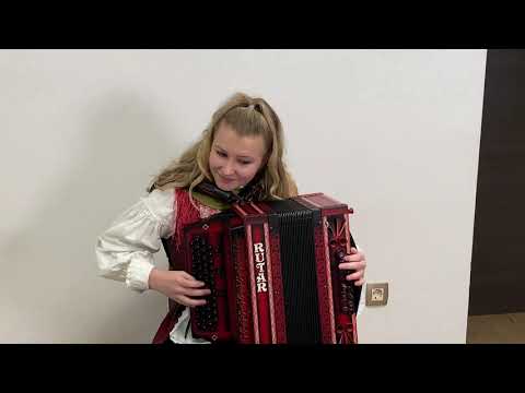 Danaja Grebenc (Glasbena šola ROŠER)