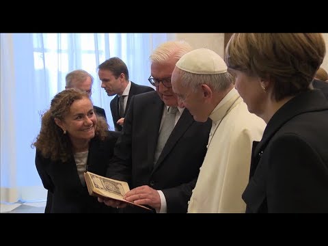 Francisco habla con el presidente alemán de Trump, los populismos y los refugiados