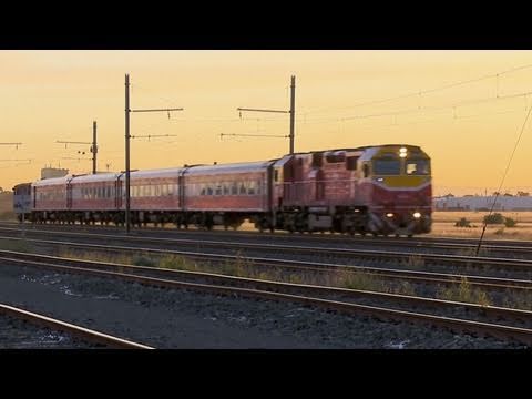 V/line Passenger Trains at Laverton (3/12/2009) - Commuter Trains & Railways in Melbourne