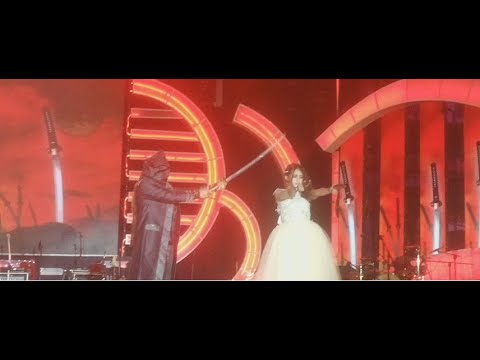 Ngeri..! Aksi Berbahaya Via Vallen, Denada, dan Limbad  di Purwokerto 2015.