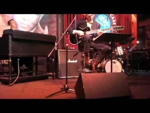 Pat Martino - 'Round Midnight - Jazz Showcase June 2012
