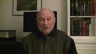 preview picture of video 'Panic Disorder - A discussion with Dr. Harvey Halberstadt'