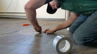 Repairing a hole in vinyl flooring. DIY