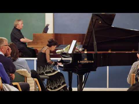 Tatia Chikovani and Wolfgang Plagge plays Milhaud Scaramouche for two pianos in front of an audience