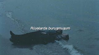 Adamlar - Rüyalarda Buruşmuşum | Lyrics/Sözleri