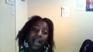 Little Girl singing her HEART out on this Beyonce song!