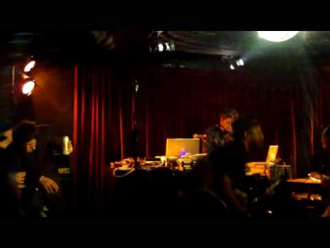 Gangsters - Dub Pistols