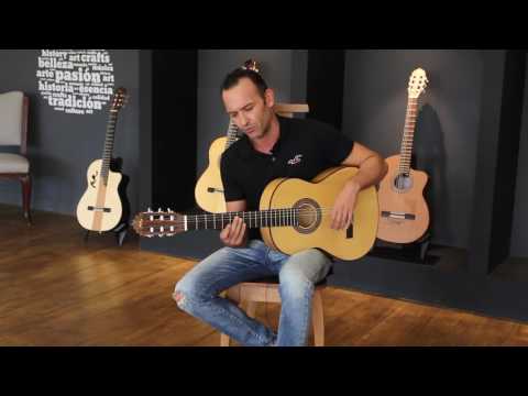 Manuel Rodríguez flamenco guitar review: F Sabicas (English subtitles)