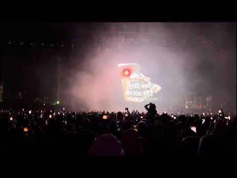 Eric Prydz HOLO intro 4K @ Coachella 2023 [Pryda - HOLO Ultra 2023 Intro ID]