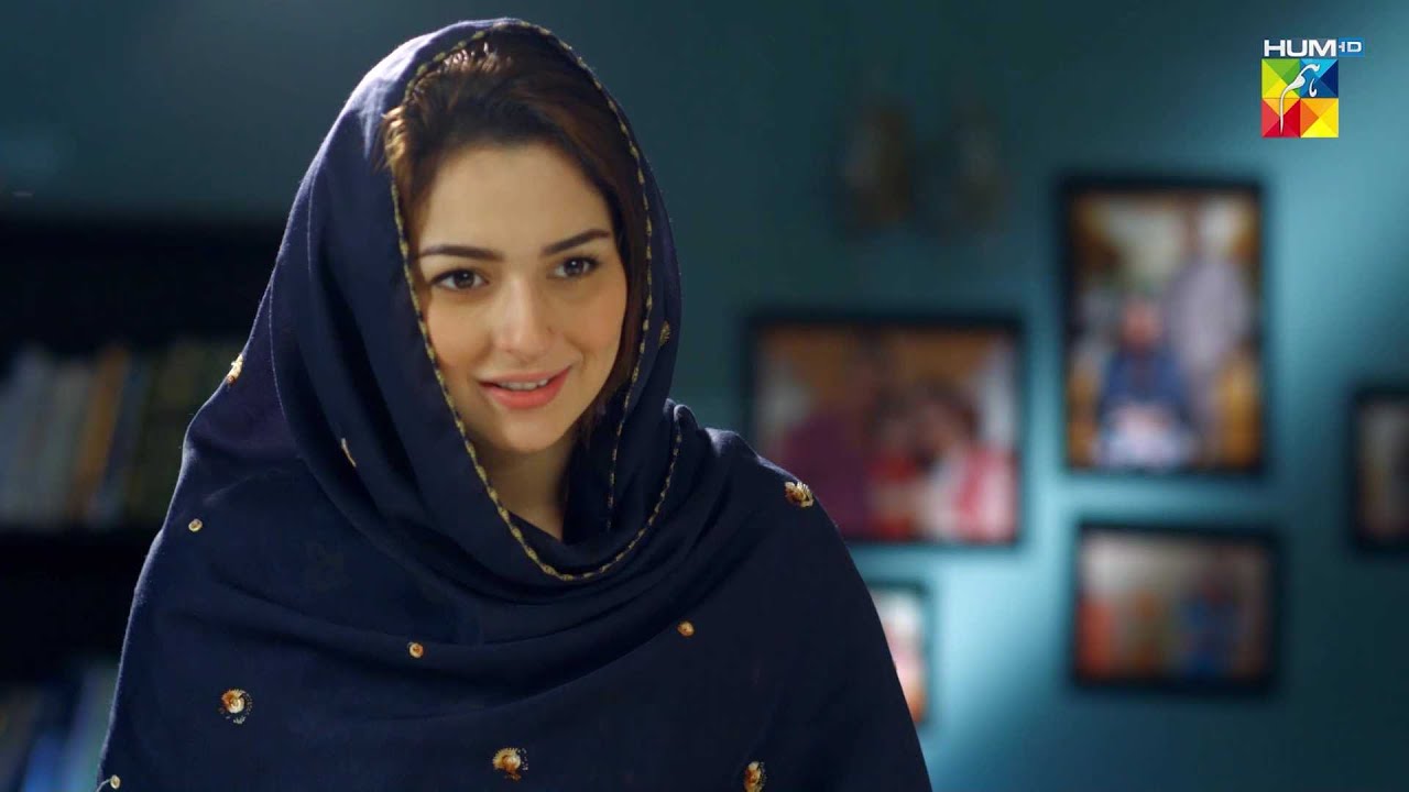 Gaon Ki Larki Hai Esliye Sharmati Hai..! #haniaamir #ahmadaliakbar #haniaaamir