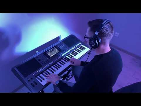 Fancy Flames of love- yamaha PSR S770