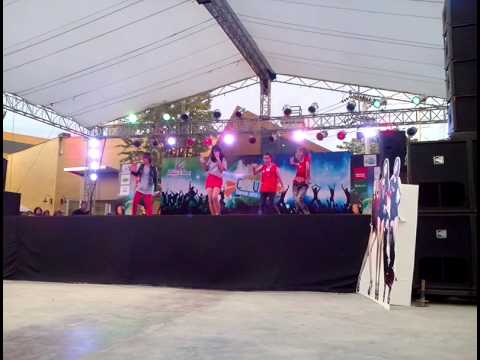Debonair cover 2ne1 @ Rama2Park 13/7/2013