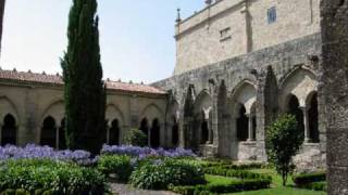 preview picture of video 'Tui, la catedral de Sta. María y el convento de Santo Domingo.'