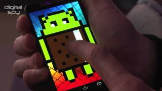 Motorola unveils Razr i smartphone but no Jelly Bean - hands on video