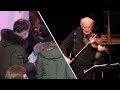 Testen voor toegang Muziekgebouw open met Herman van Veen