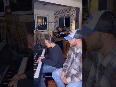 Leyla x Lika - Keine Liebe #new #music #duett