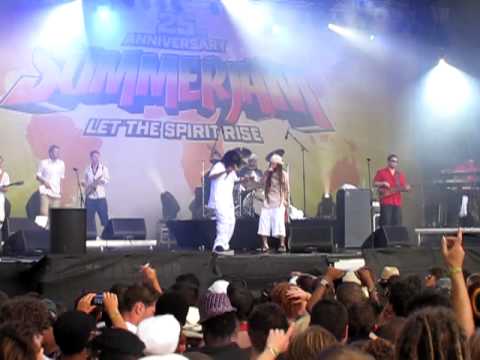 Danakil & General Levy - Fussing & Fighting (live @ SUMMERJAM Festival 2010)