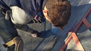 How to cut a roof slate for a valley