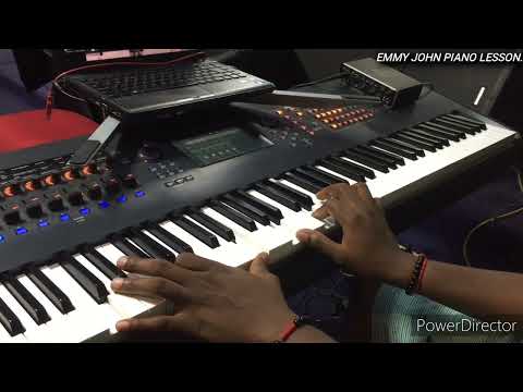 #pianolessonsonline 🔥!! APPLY THIS UPPER STRUCTURE 2 VOICING FOR YOUR REGULAR 5 CHORD // #voicings..