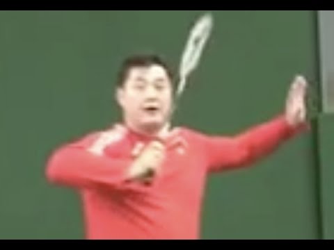 Badminton-How Your Wrist Should Be Set for Smash