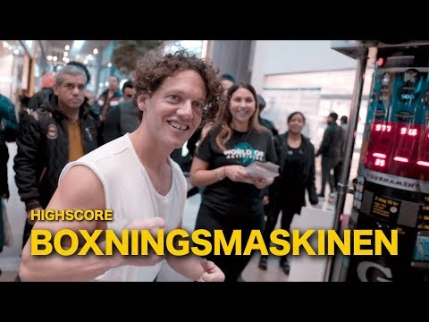 HÖGSTA POÄNG på boxningsmaskinen med Nassim Al Fakir på Smakfestivalen i Skärholmen. #nassimalfakir