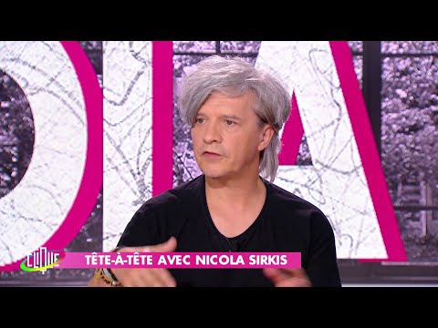 Nicola Sirkis célèbre les 40 ans d'Indochine dans Clique - CANAL+