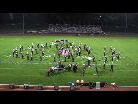 09-20-19-WHS and WMS 8th Grade bands jamming together!