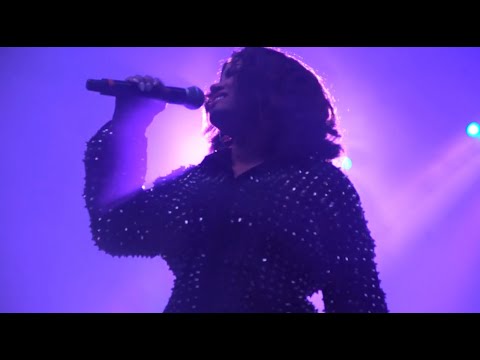 Selena Forever Tribute - No Me Queda Mas