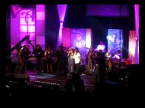 Whitney Houston - Count On Me (Always Sisters Conference 2007)
