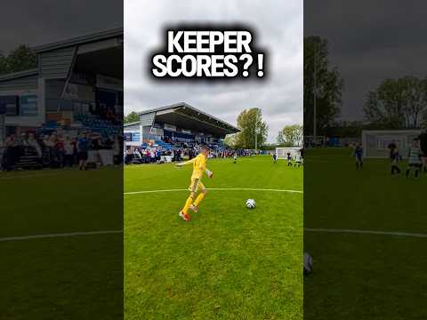 KEEPER SCORES?! 😳