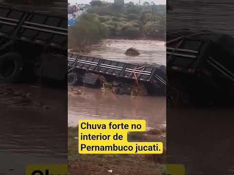 Chuva forte na cidade de jucati, Pernambuco.
