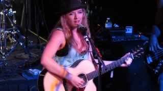 ZZ Ward - Home