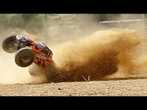 Video thumbnail: Traxxas Hoss 4X4 VXL video review