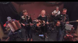 Under Your Spell Again - The French Family Band (Live from the Bavarian Bierhaus)