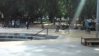 preview picture of video 'Abeja (Ruben Sotomayor), Mati y Chapa - Semifinal Skate Consciente 2014'